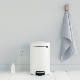 Мусорный бак с педалью newIcon 12л Brabantia 113789