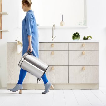 Мусорный бак с педалью newIcon 20л Brabantia 111907