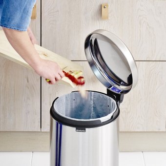 Мусорный бак с педалью newIcon 20л Brabantia 111907