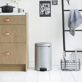 Мусорный бак с педалью newIcon 20л Brabantia 114069