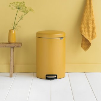 Мусорный бак с педалью newIcon 20л Brabantia 115943