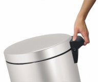 Мусорный бак с педалью 45 л Brabantia 424205